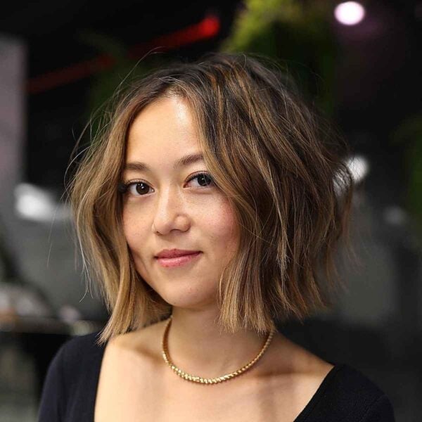 38 Chin-Length Bob Hairstyles That Will Stun You in 2023