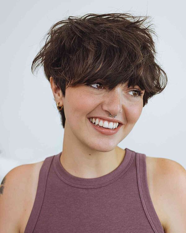 Short Fluffy Hair: 30 Ways to Pull Off This Cute Hair Trend