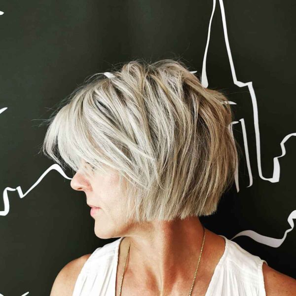 39 Best Blunt Cut Bob Haircuts for Every Face Shape