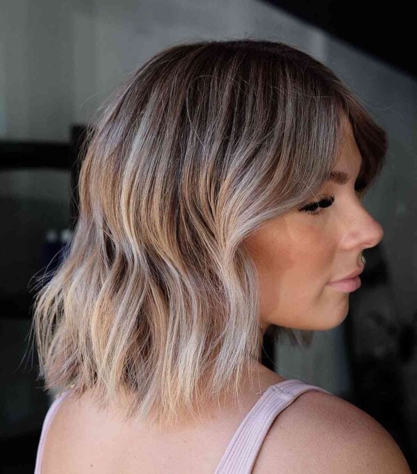 16 Best Short Hair with Highlights for 2025