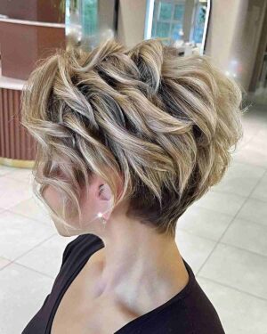 40+ Best Layered Pixie Cut Ideas for a Short Crop with Movement