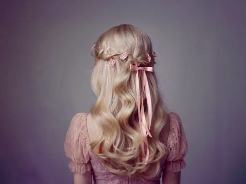 Trendy ribbon hairstyles for a playful and chic look