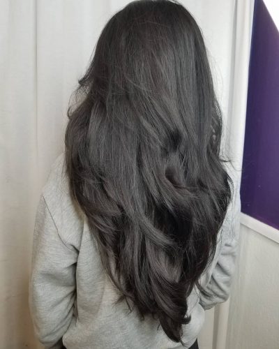 20 V-Cut on Long Hair Ideas for That Trendy V Shape Look