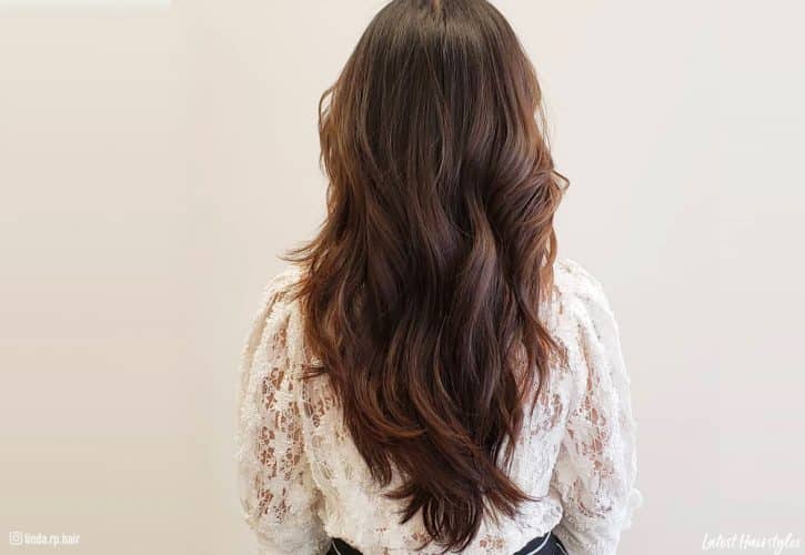 40 V-Cut on Long Hair Ideas for That Trendy V Shape Look