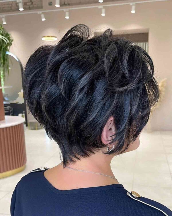 48 Stylish Long Pixie Bob Haircuts for a Unique Length and Style