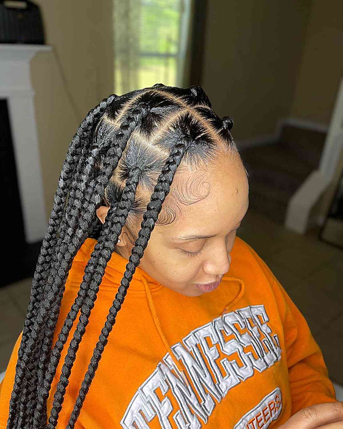 Very Long and Big Knotless Braids with Middle Part Style