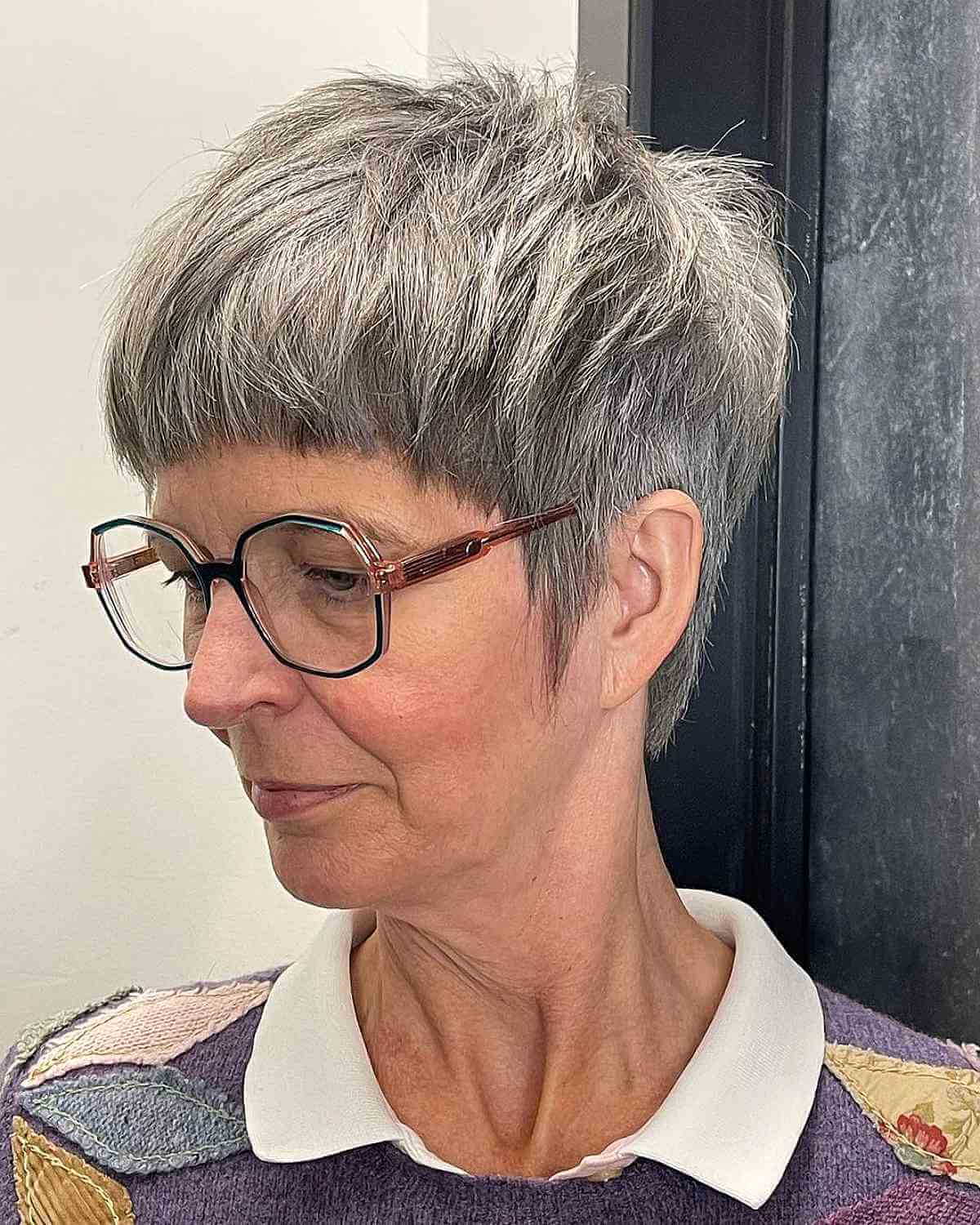 24 Best Short Hairstyles for Women Over 50 With Glasses
