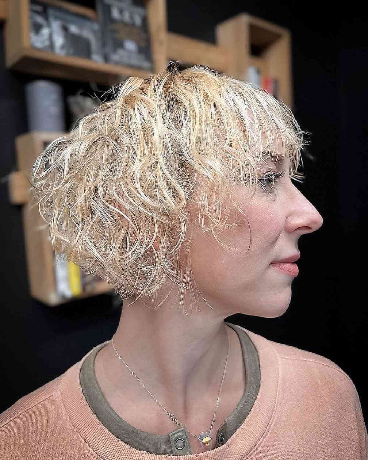Very Short Inverted Cut with Beach Waves