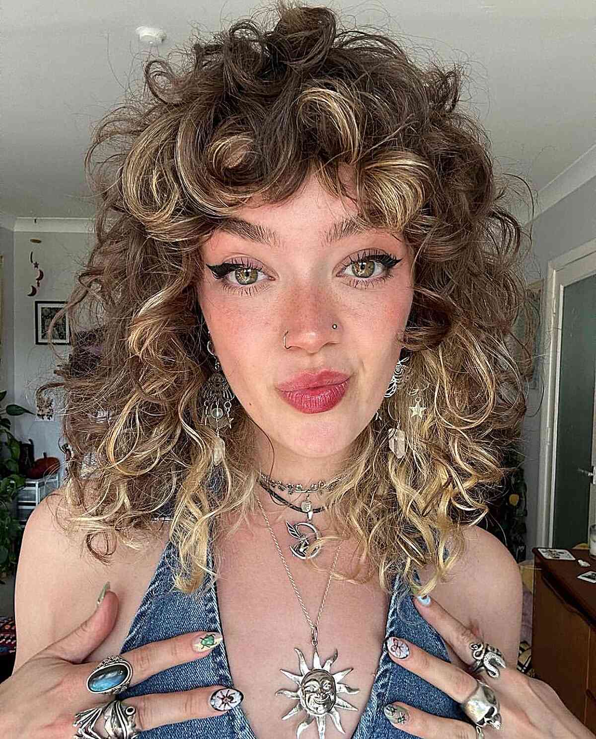 Vintage-90s-Style Medium Curly Shag and Bangs