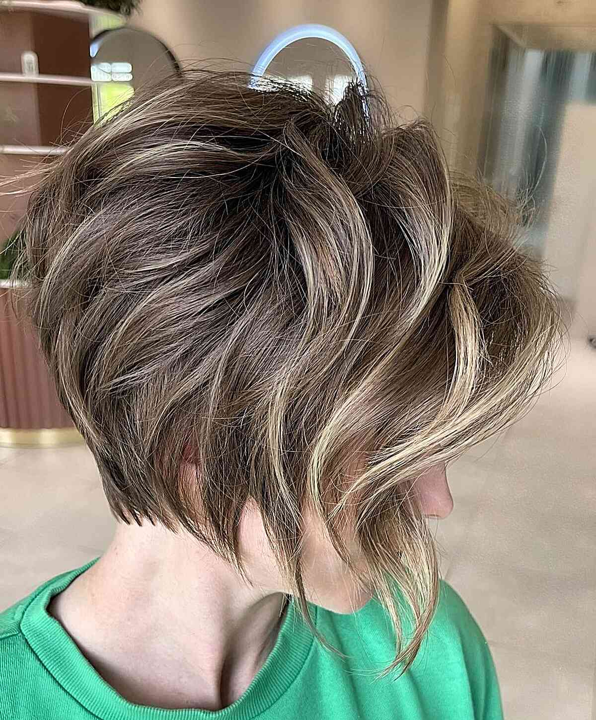 Visibly Layered Pixie Bob Style with highlights