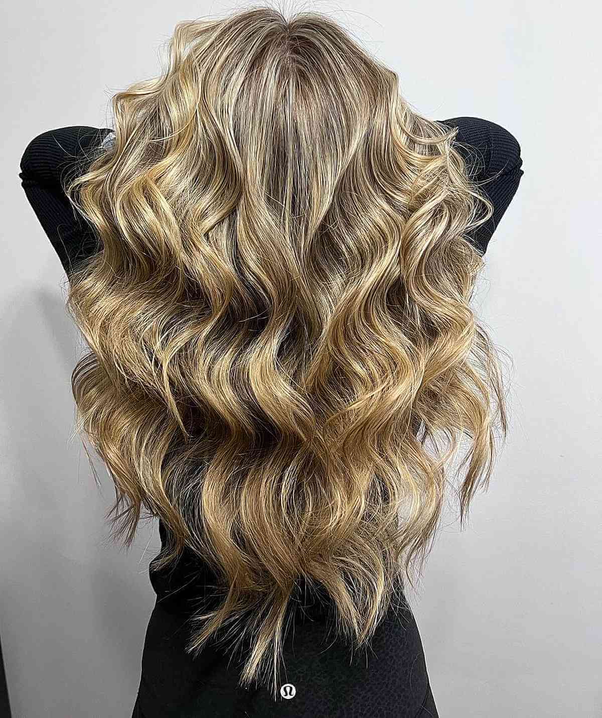 Warm Highlights with Blonde Tones