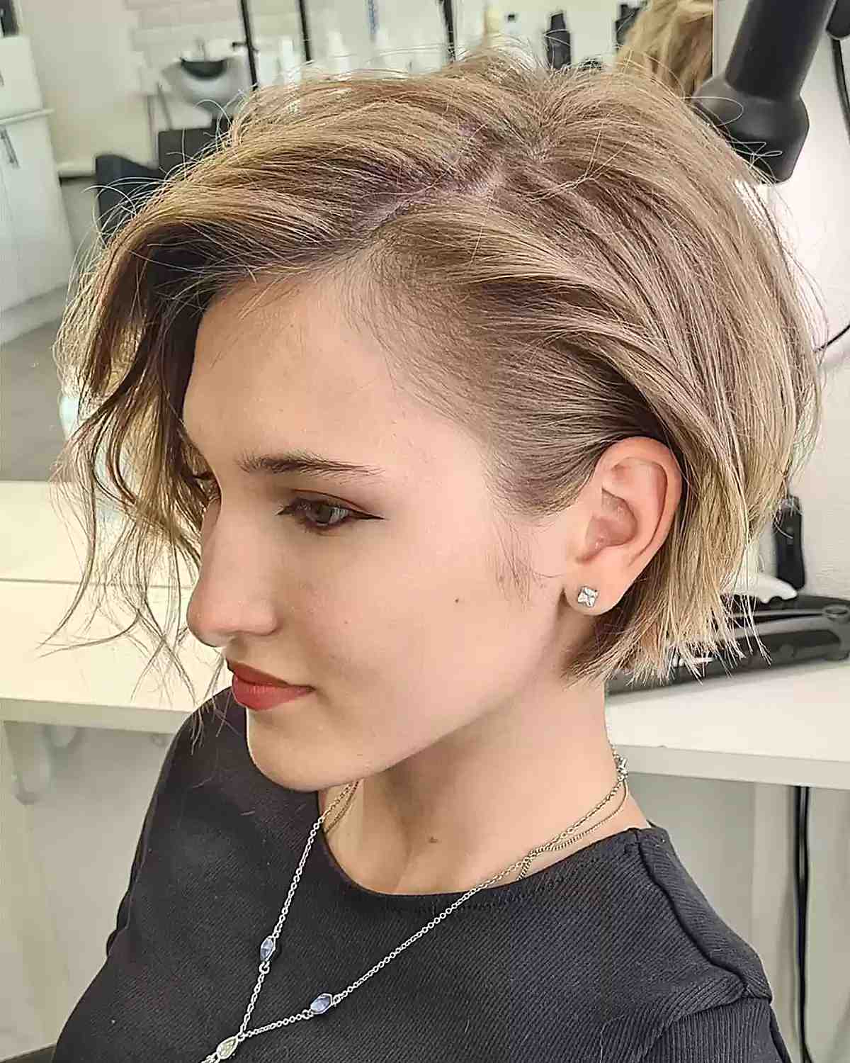 Wash-and-Go Side Parted Pixie Bob for Dirty Blonde Hair