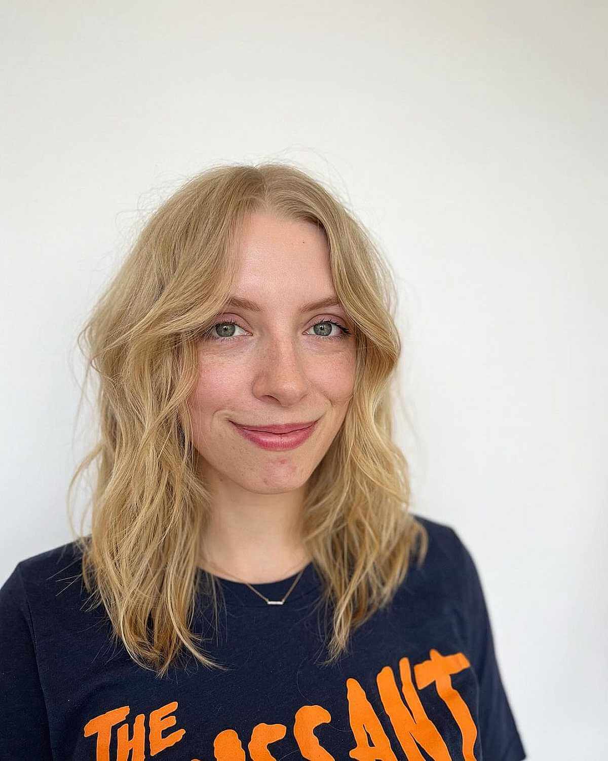Wash-and-Go Tousled Layers on Mid-Length Hair