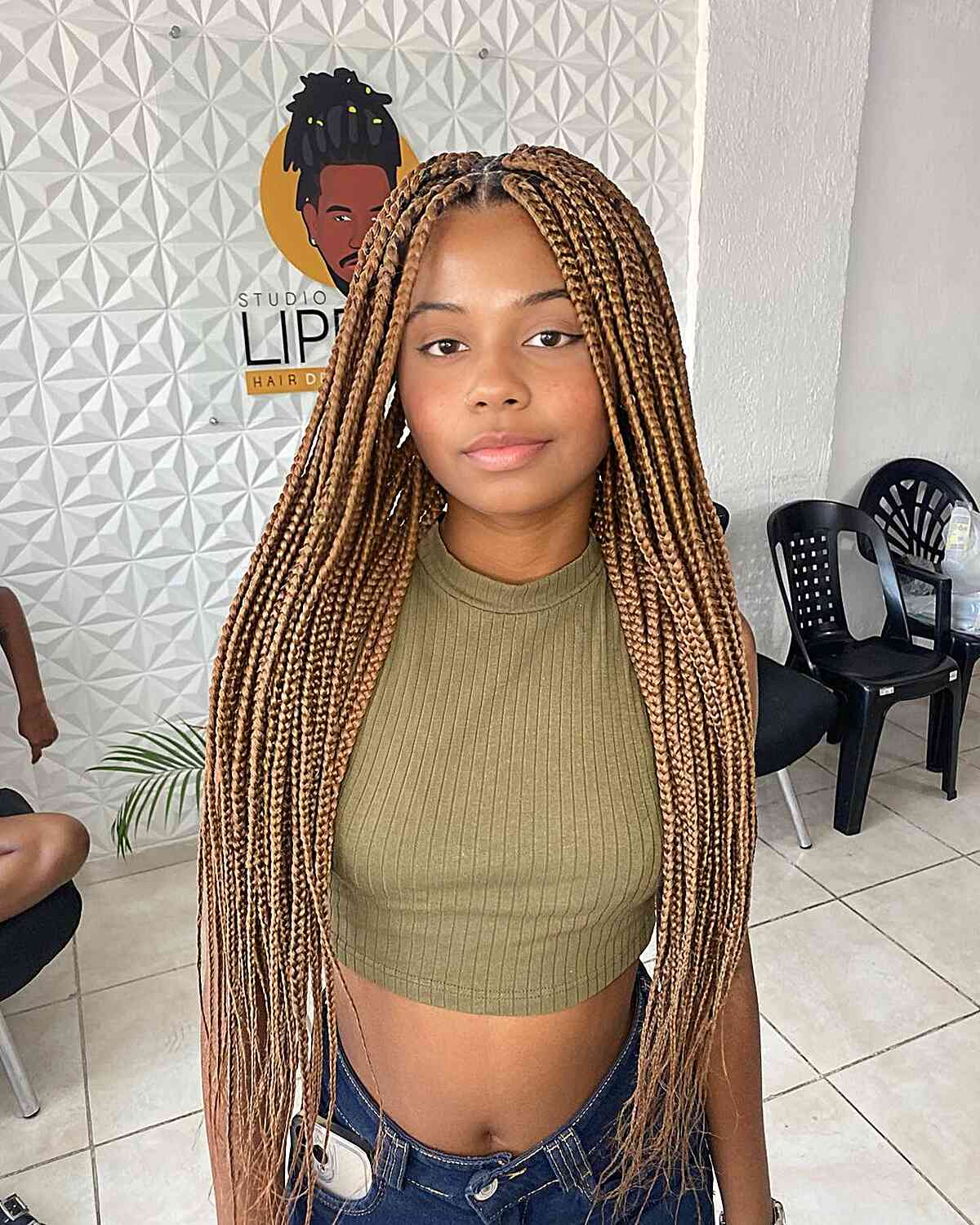 Waste-Length Caramel Box Braids for Black Women