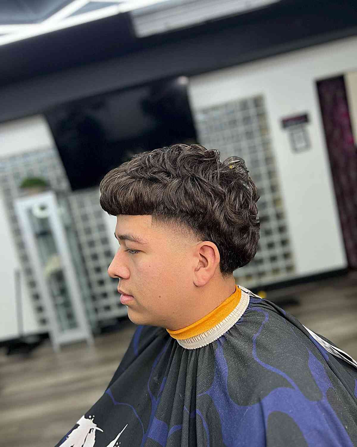 Wavy Edgar Cut with Temp Skin Fade for Thick-Haired Men