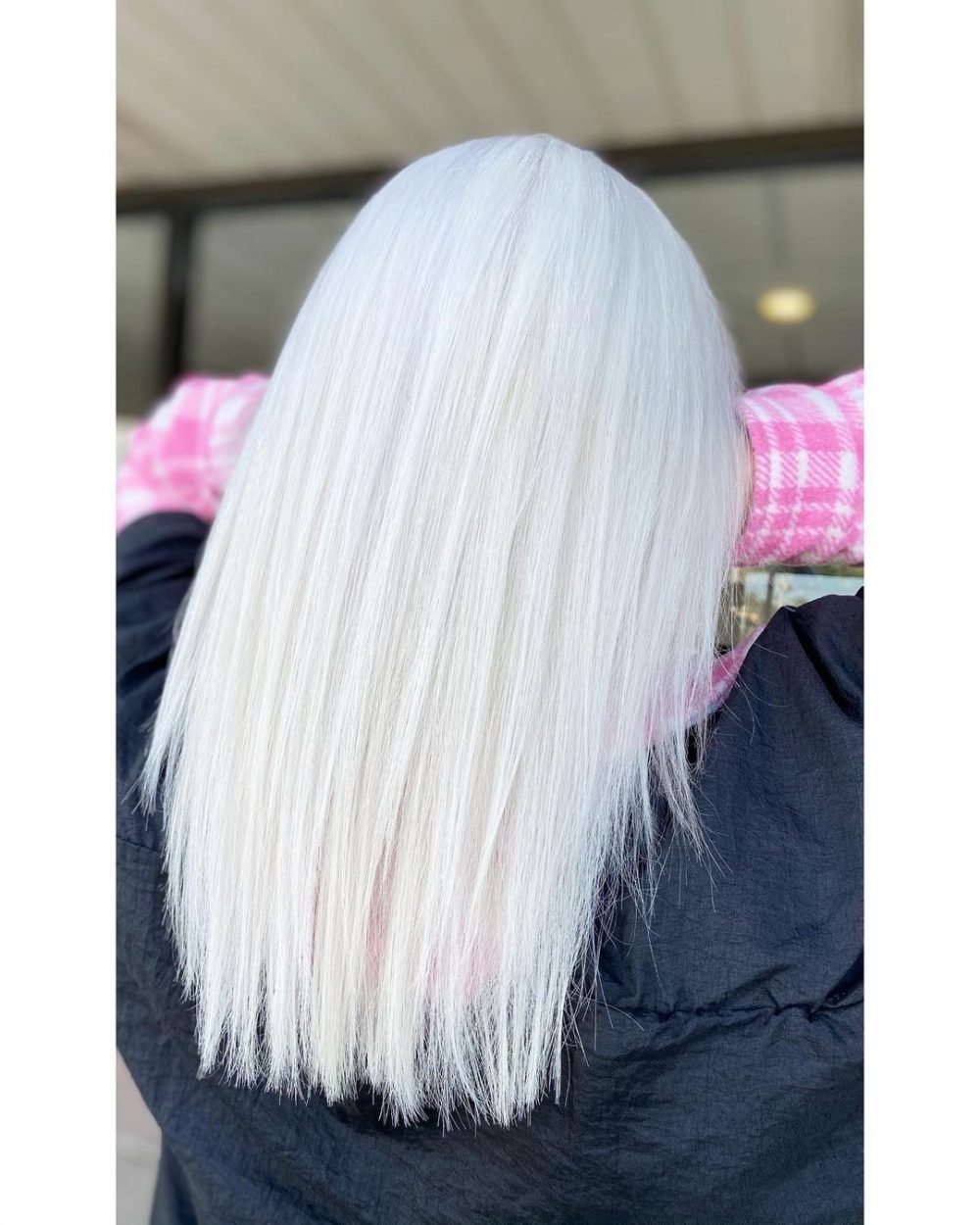 46 Examples That Prove White Blonde Hair Is In for 2023