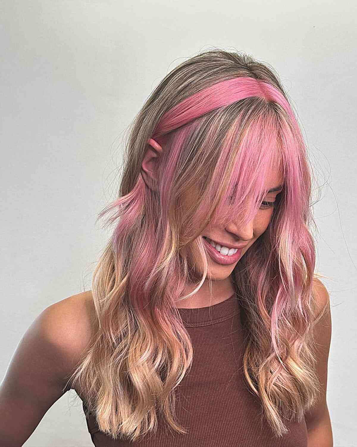 Y2K Light Pink Chunky Highlights and Bangs for Mid-Long Hair