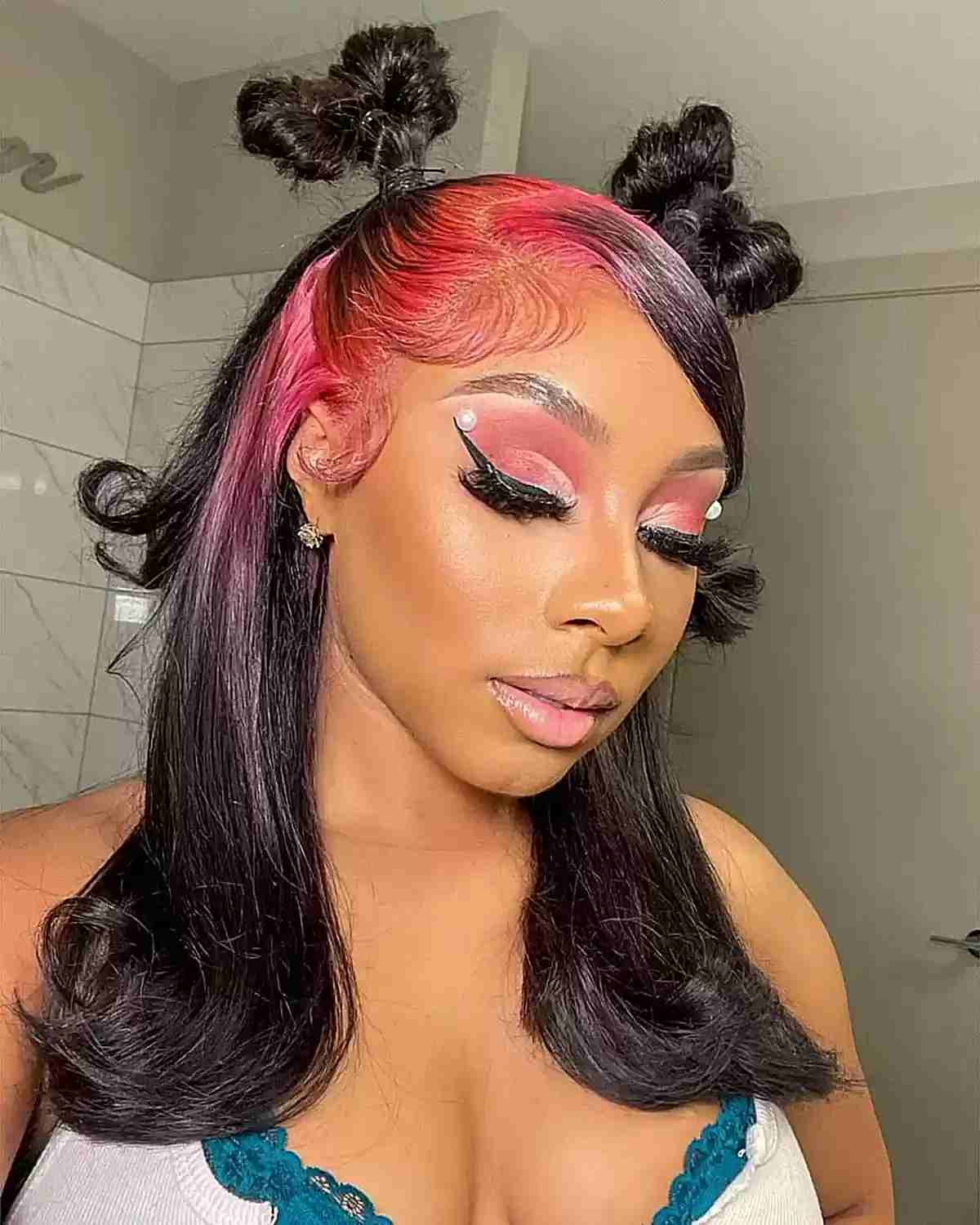 Y2K Mini Bow Buns and Flipped Ends for Black Mid-Length Hair with Pink Accent